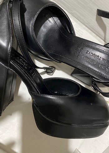 Kadın Siyah Gotik Platform Topuklu Ayakkabı - Görsel 9