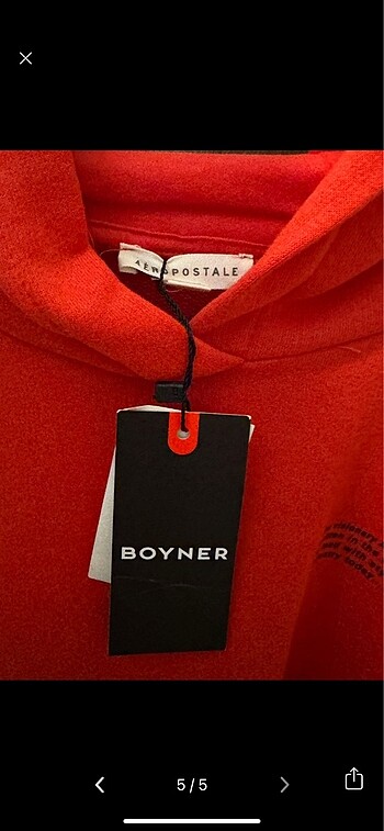 Sweatshirt