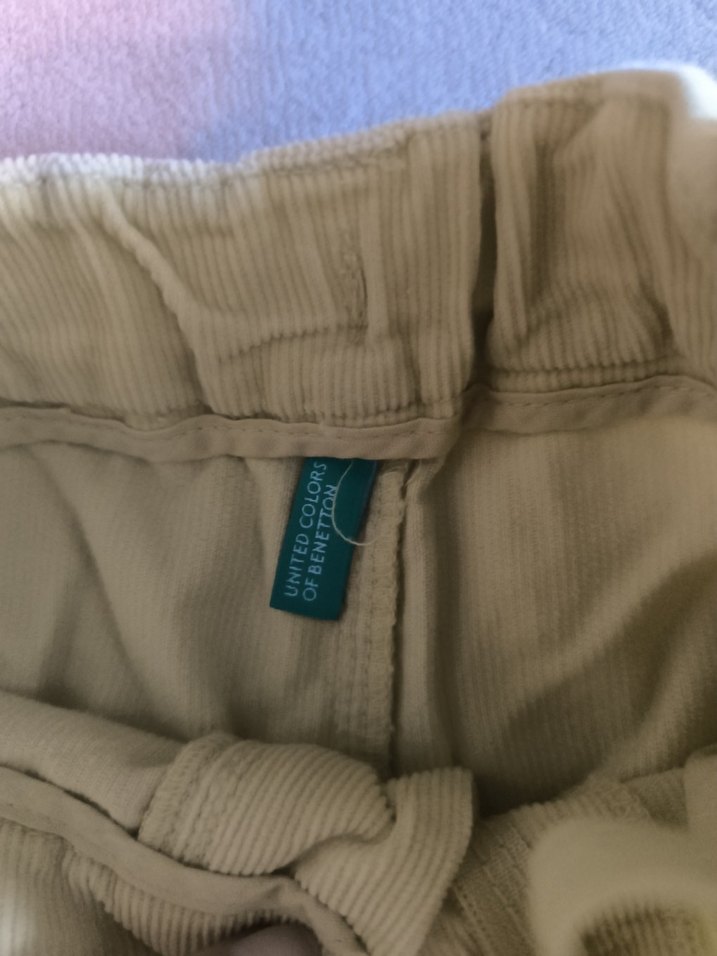 Düğmeli Sarı Kız Çocuk Şortu - Görsel 2