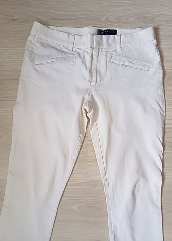 Gap Kadın Beyaz Regular Fit Kumaş Pantolon