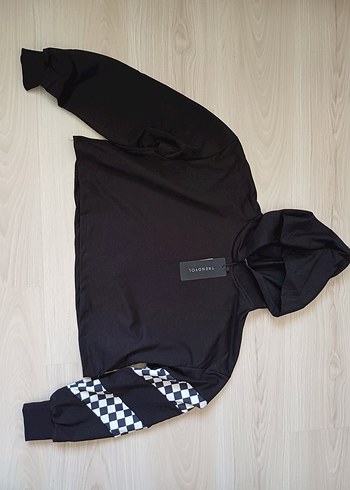 m Beden siyah Renk Siyah Kapüşonlu Kısa Sweatshirt