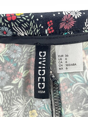 36 Beden çeşitli Renk H&M Düz Kesim %70 İndirimli.