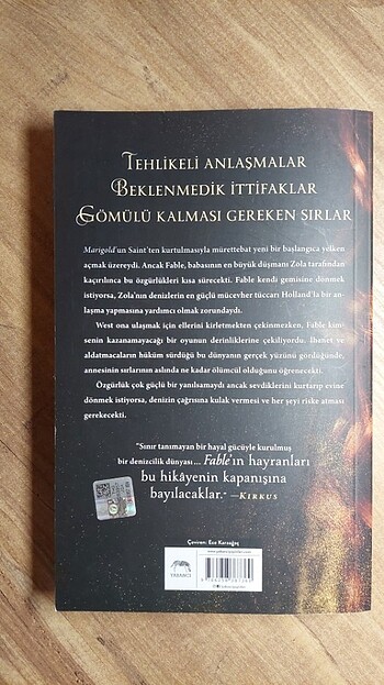  Beden Fable/Efsane-Adrienne Young