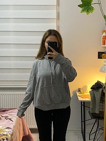H&M sweatshirt