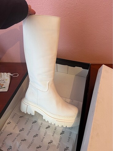 Nine west kırık beyaz çizme