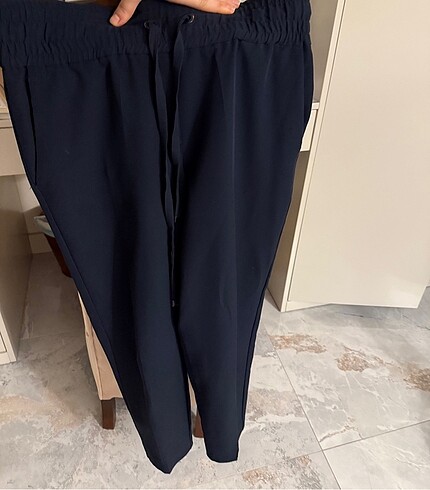 Stradivarius kumaş lastikli pantolon