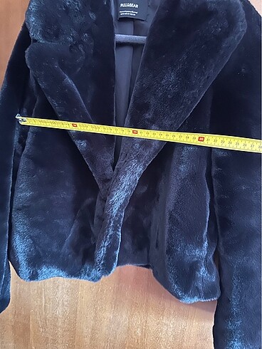 s Beden siyah Renk Pull and bear siyah kürk
