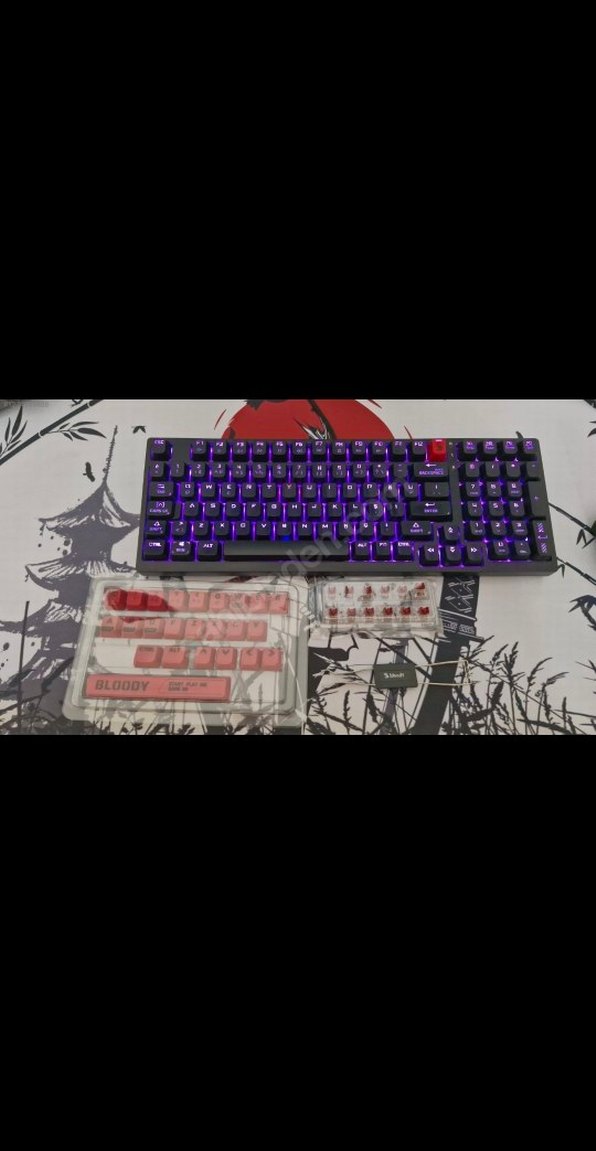 A4Tech Bloody S98 Hot Swap Gaming Klavye - Görsel 5