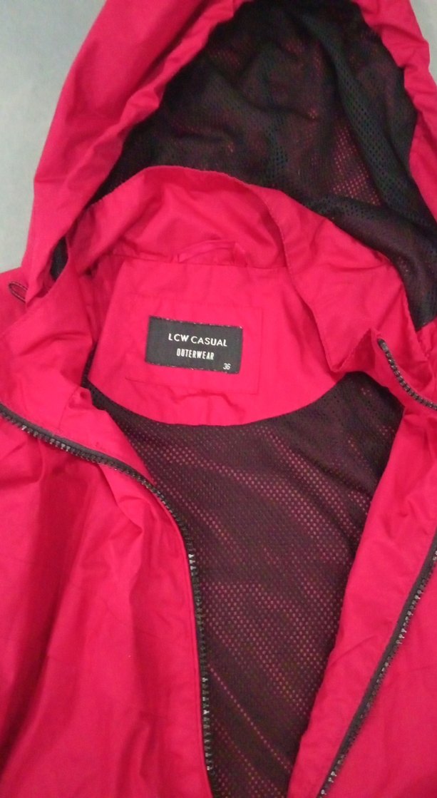 kırmızı Kapüşonlu Fermuarlı Kadın Ceket ince mont - Görsel 2