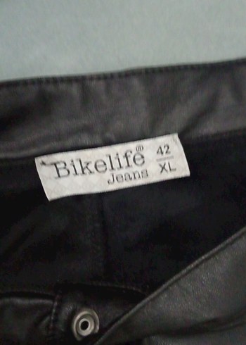 Siyah Pilili Kadın deri Pantolon - Görsel 3