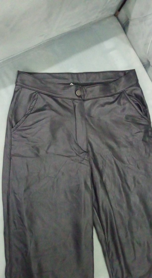 Siyah Pilili Kadın deri Pantolon - Görsel 2