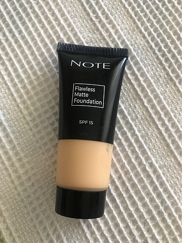 Note Flawless Matte Fondoten