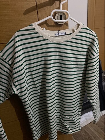 s Beden Stradivarius tshirt