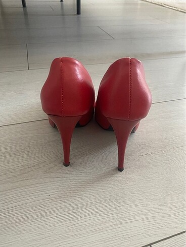 Diğer Stiletto