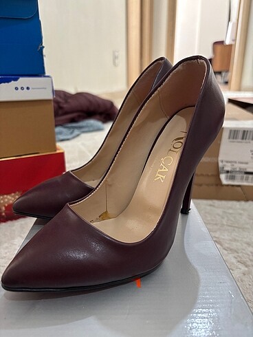 36 Beden Bordo stiletto