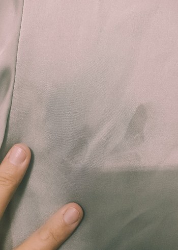 Düğmeli, Uzun Kollu Saten Gömlek - Görsel 3