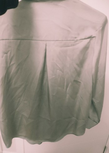 Düğmeli, Uzun Kollu Saten Gömlek - Görsel 2