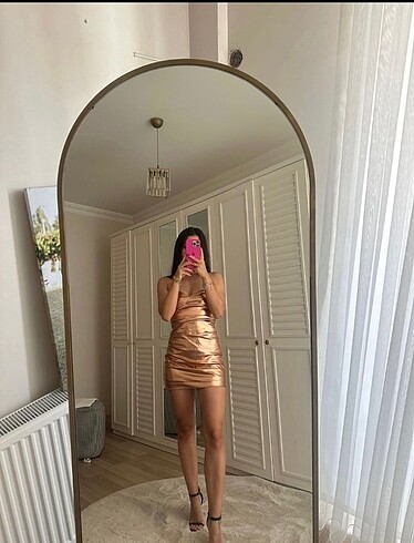 xs Beden Zara metalik elbise