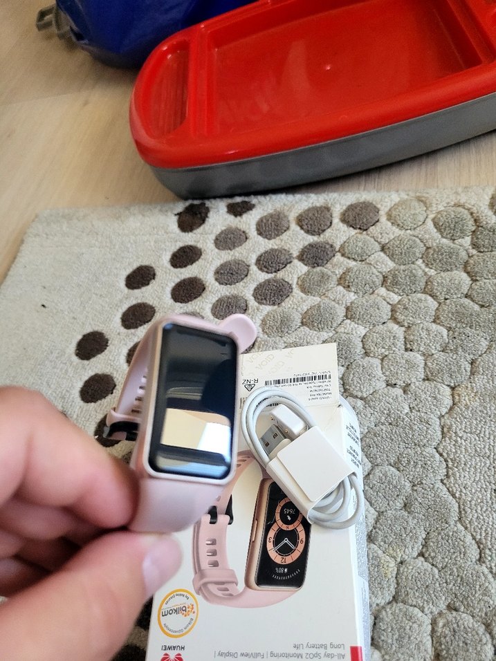 Huawei Band 6 Pembe Akıllı Bileklik - Görsel 3