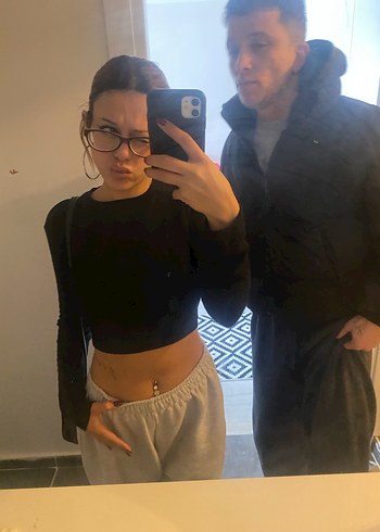 Uzun Kollu Siyah Crop Top - Görsel 3