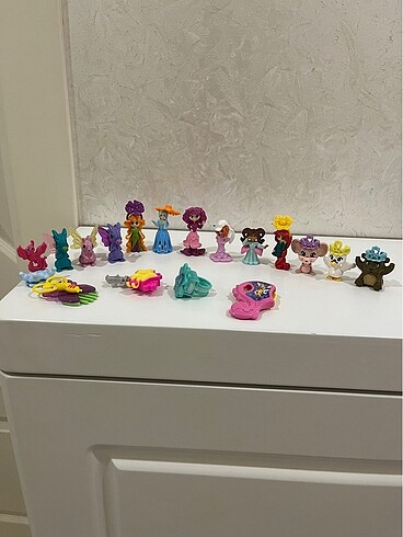 Kiz cocuk kinder joy oyuncaklari
