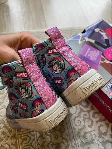 30 Beden çeşitli Renk Skechers kız çocuk ışıklı bot ayakkabı