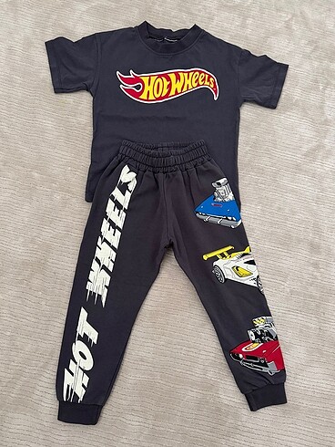 Hot wheels erkek cocuk kısa kollu esofman takimi