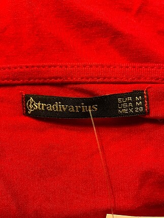 s Beden Stradivarius Bluz %70 İndirimli.