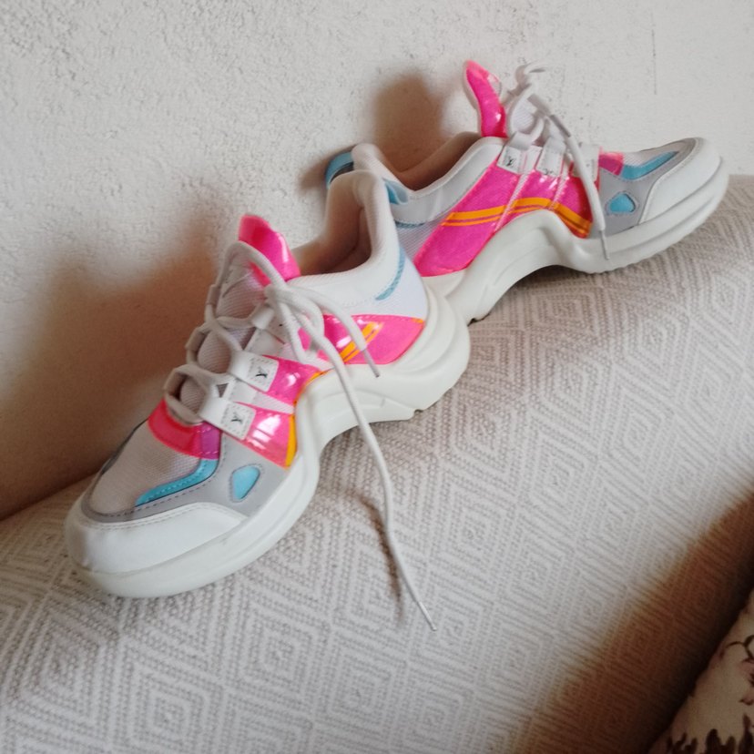 Pembe Bağcıklı Kadın Spor Ayakkabı - Görsel 2