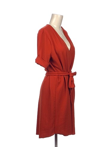 Zara Zara Kısa Elbise %70 İndirimli.