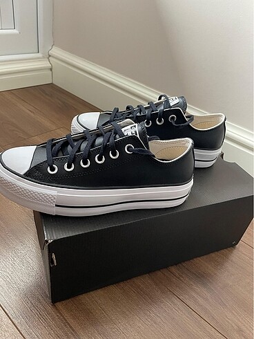 Converse Kadın Ayakkabı. Orjinal Faturalı
