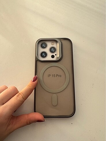 Apple 15 pro kılıf