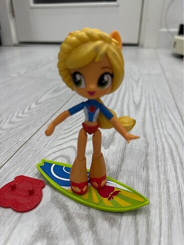  My little ponny applejack beach