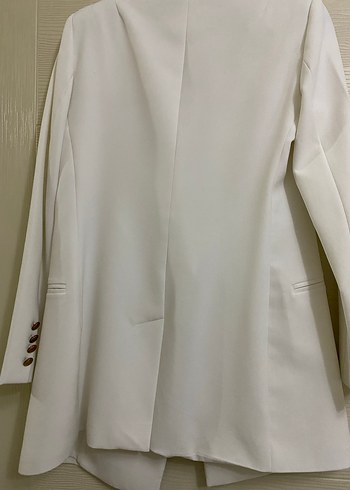 Seçil Düğmeli Beyaz Kadın Uzun Ceket - Görsel 6