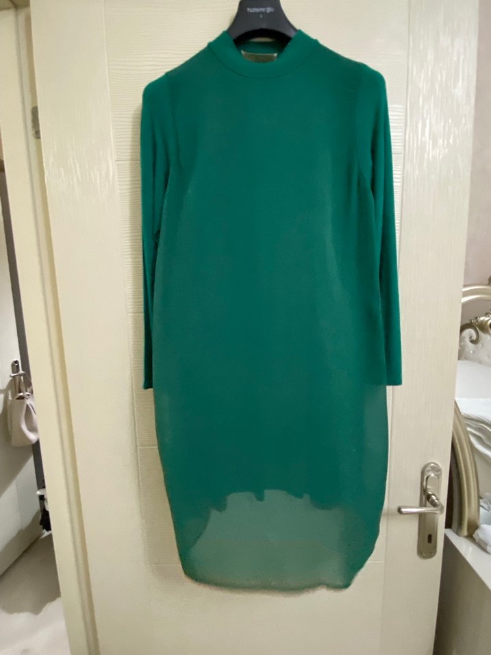 Uzun Kollu Yeşil Salaş Tunik - Görsel 2