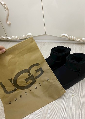 Ugg 37