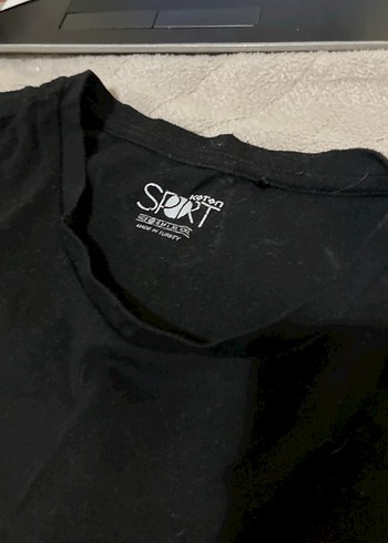 Siyah Baskılı Yüksek Yakalı Kadın Atlet - Görsel 2