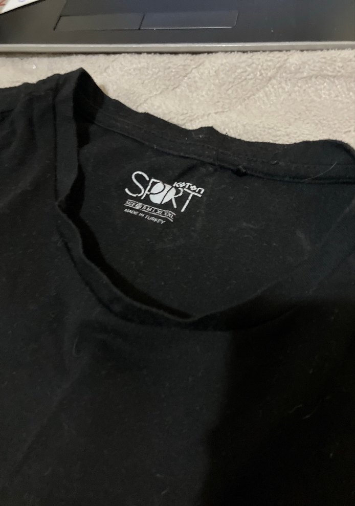 Siyah Baskılı Yüksek Yakalı Kadın Atlet - Görsel 2