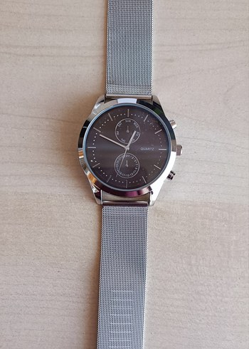 Avon Quartz Erkek Kol Saati