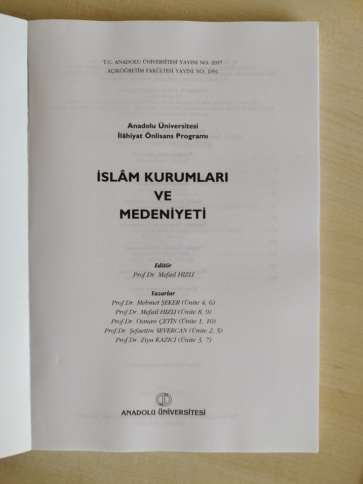 AÖF İslâm Kurumları ve Medeniyeti Kitabı - Görsel 2