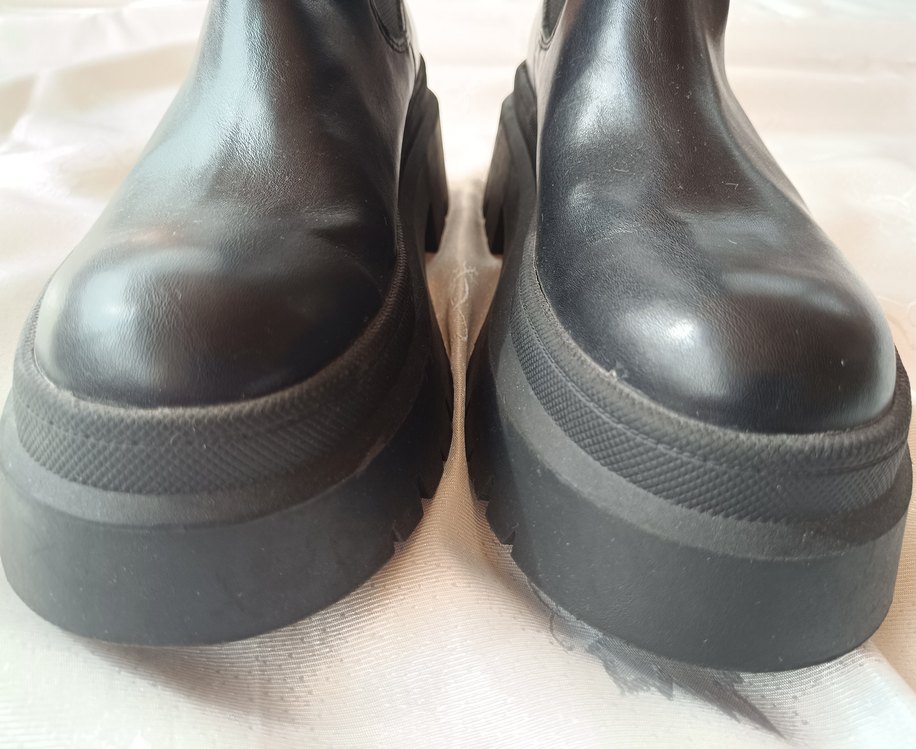 Chelsea Kadın Bot - Görsel 4