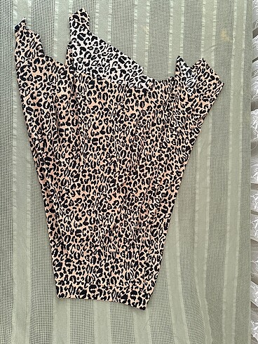 Asimetrik kesim leopar desenli etek