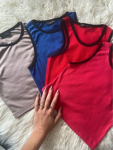 Crop top
