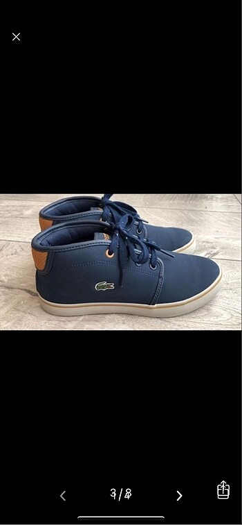 Lacoste bot