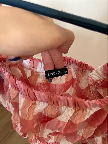 34 Beden trendyolmilla ekoseli crop top