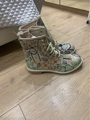 Dogo Shoes Dogo bot