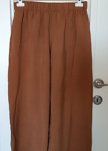 Bershka dökümlü bol paça pantolon