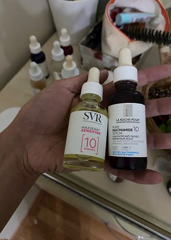 SVR ve La Roche-Posay Anti-Aging Serum Seti