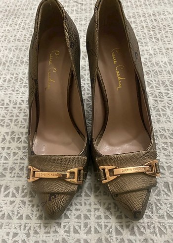 Bej Yılan Desenli Deri Stiletto