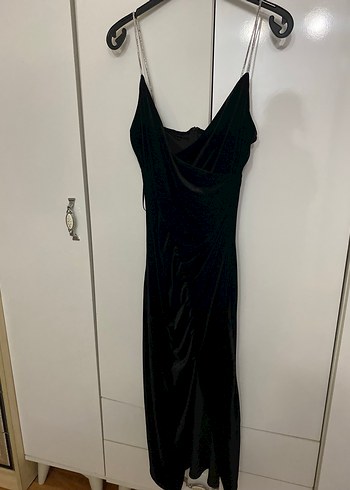 Siyah Drapeli V Yakalı Uzun Kadın Elbise - Görsel 3